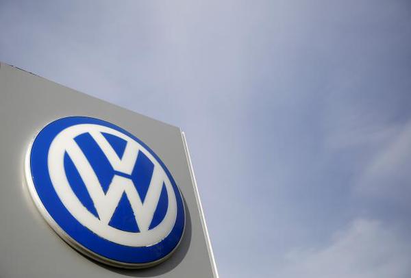 VW排ガス問題　倒産　ドイツ経済　マツダ　トヨタ　株価　影響